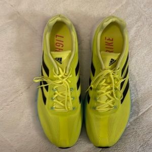 Men Adidas tennis shoes